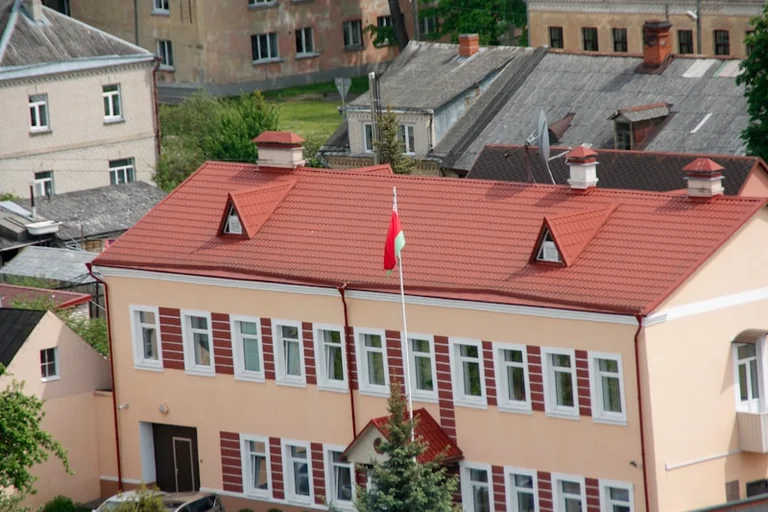 Latvijas karogs pie mājas: vēsture un obligātie datumi